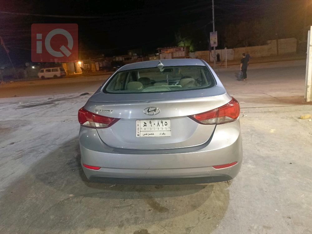 Hyundai Elantra